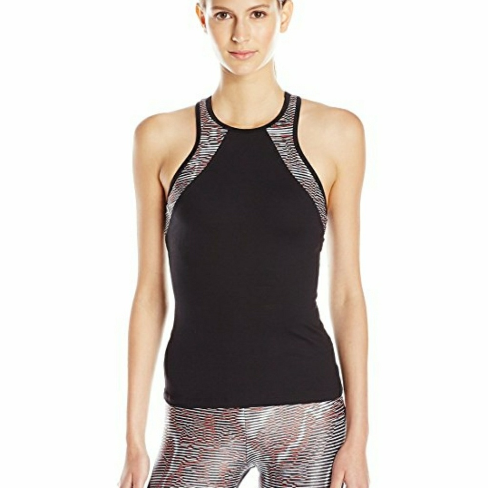 Koral deviate tank with built in bra, small